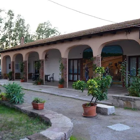Bauernhof Agriturismo Agrifoglio San Giovanni Suèrgiu
