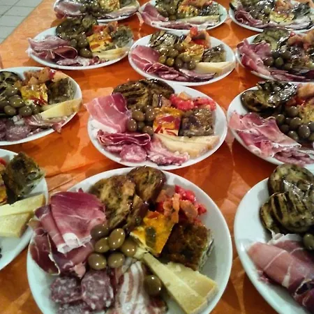 Agriturismo Agrifoglio San Giovanni Suèrgiu