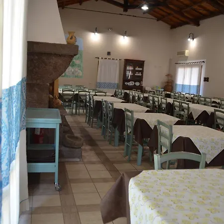Agriturismo Agrifoglio * San Giovanni Suèrgiu